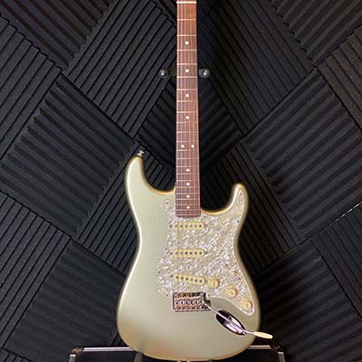 image of electric guitar for sale from WestSide Music